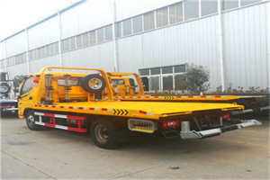 尼玛附近拖车救援搭电